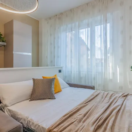 Canvas Apartman