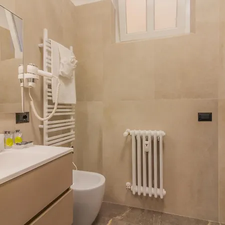 Apartman Canvas